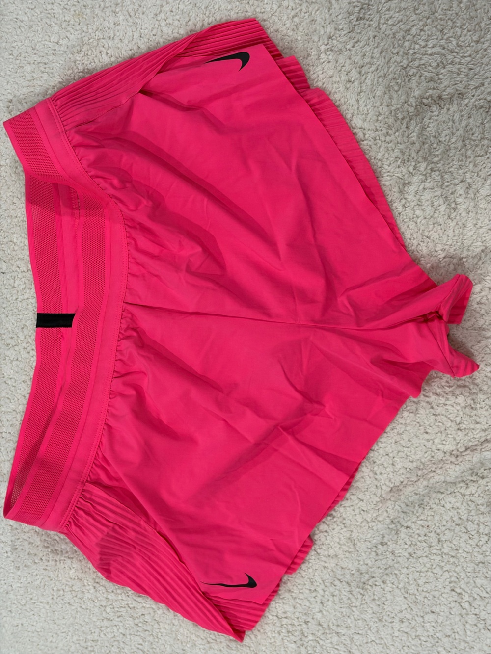 EUC Nike Aeroswift Dri-Fit ADV 2.5" hyper pink running shorts size XL